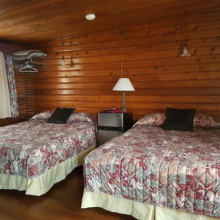 Flamingo Motel Cranbrook Kültér fotó
