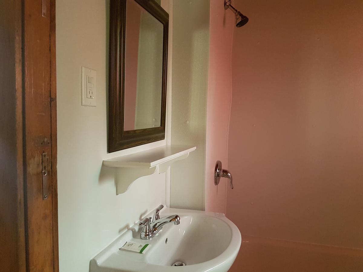 Flamingo Motel Cranbrook Kültér fotó